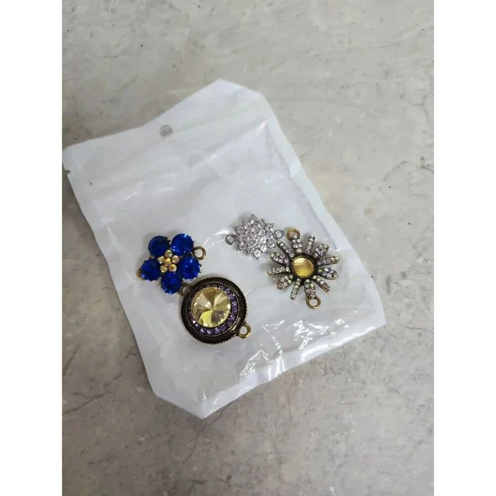 set of 4 double ended crystal and metal charms for jewelry making